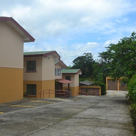 Hotel La Villa Quesada  Exterior photo