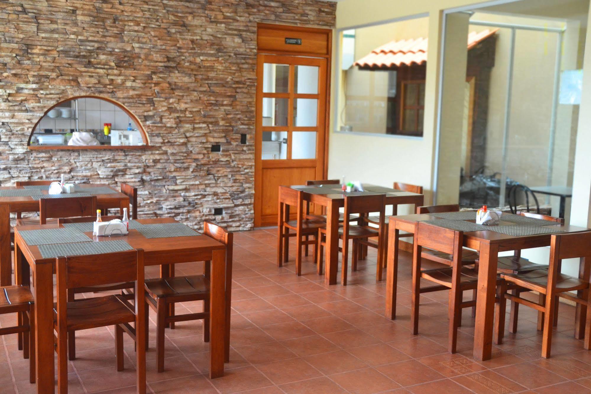 Hotel La Villa Quesada  Exterior photo